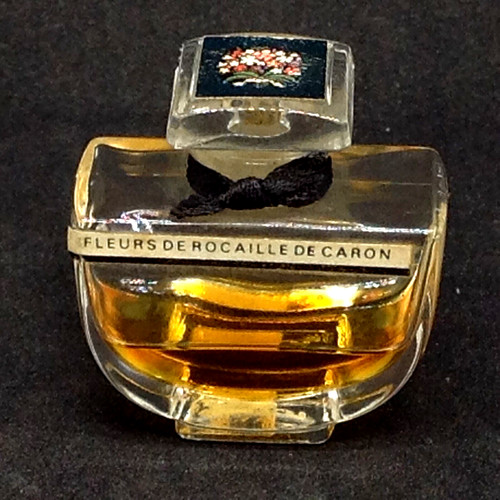 Caron fleur rocaille - caron,