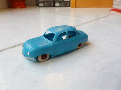 Panhard dyna plastique - dyna,