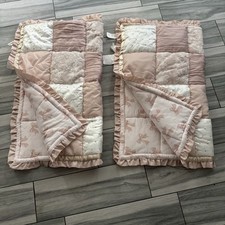 Girls The Peanutshell Grace Nursery Crib Quilt Patchwork Lace Pink 2 Bows Twins