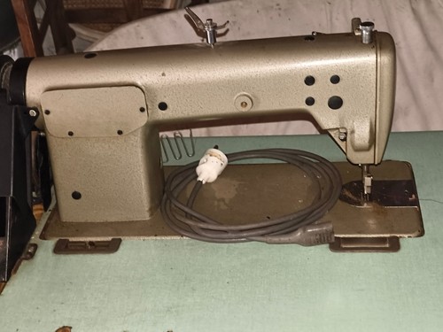 Machine coudre industrielle - machine,