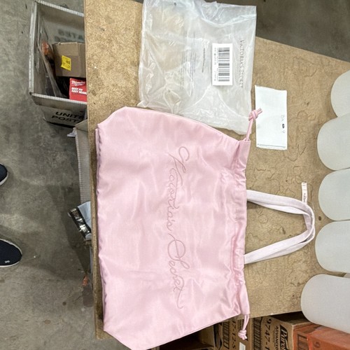 Victoria secret bag - victoria,