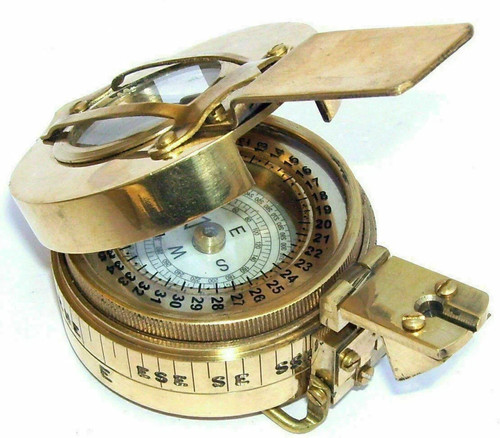 Boussole génie prismatique