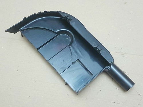 Cache évacuation aspirateur