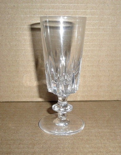 Verre digestif liqueur 5 - a, /