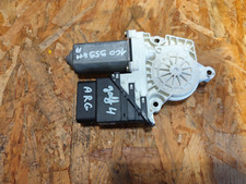 MOTEUR LEVE VITRE ARRIERE