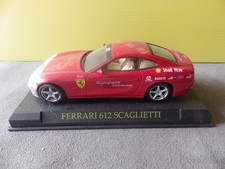 FERRARI  612 SCAGLIETTI    1/43  SUR SOCLE SANS BOITE