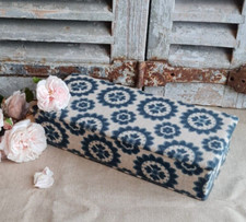 ANCIENNE BOITE A COUTURE EN