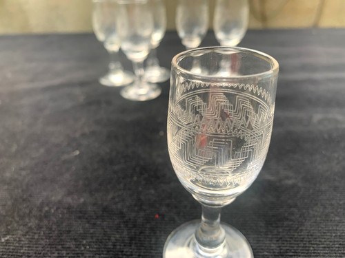 Anciens verres liqueur - verres, en