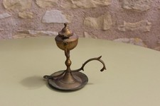Lampe a huile ancienne en