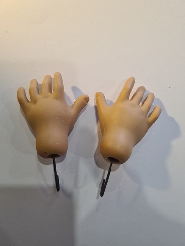Mains poupées anciennes - de,