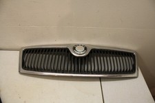 Skoda Octavia II 1Z front grill radiator grille 1Z0 853 668