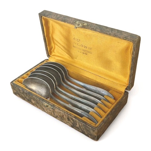 Coffret cuillères à - de, 6