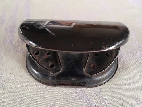 Perforatrice ancienne