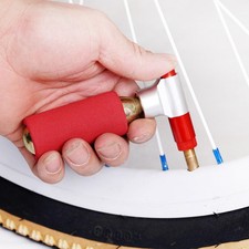 Motorbike Tyre Pump Carbon Dioxide Tire Pompe À Air Portable Mini