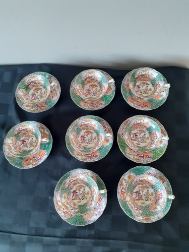 Belles tasses et sous - belles,