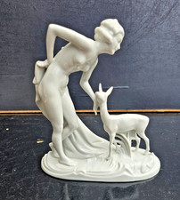 SCHAUBACH KUNST FEMME BICHE