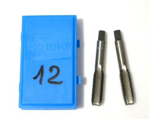 Prl males hand - hand, krino