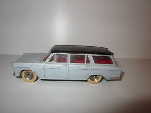 Fiat 1800 dinky toys meccano - toys,