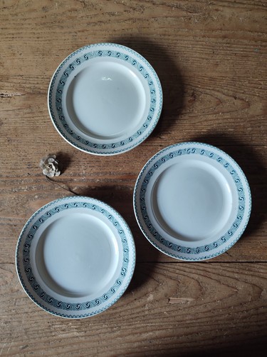 Lot assiettes plates moulin - assiettes,