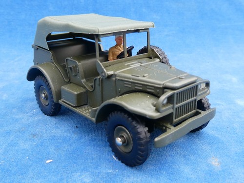 Top dinky toys 43 command - !, 1:43