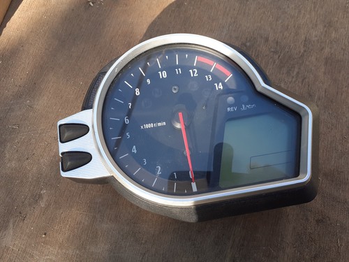 Compteur sc57 cbr 1000 - compteur,