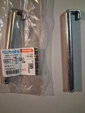 AXE ROUE DE JAUGE DE PLATEAU DE COUPE KUBOTA