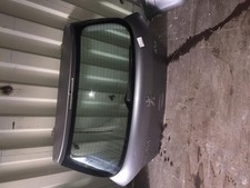 Malle/Hayon arriere PEUGEOT