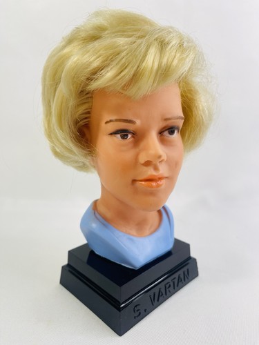 Buste sylvie vartan - buste,