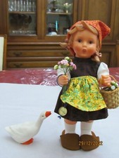 Poupée HUMMEL-GOEBEL Ancienne