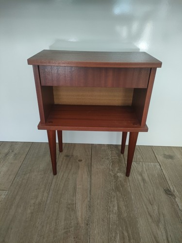 Ancien chevet bois - bois, foncé