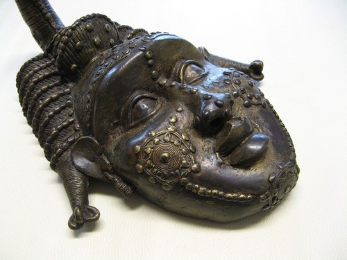 Masque bronze art - en, bronze.