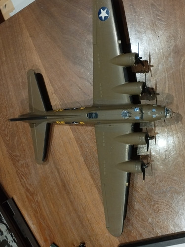 Maquette avion monté - maquette,