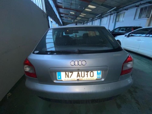 Malle hayon arriere audi - arriere, 1