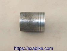 entretoise de roue avant pour