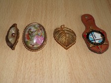 Lot de 4 broches diverses