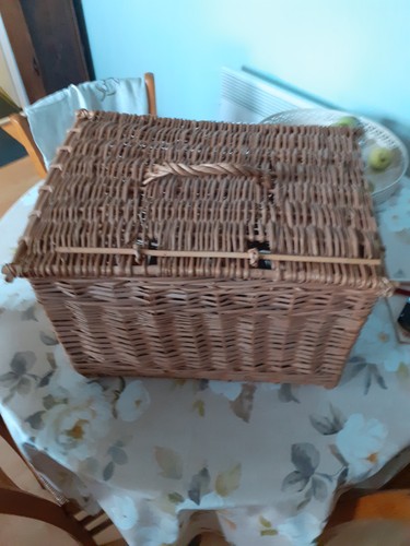 Rare panier pique - à, en