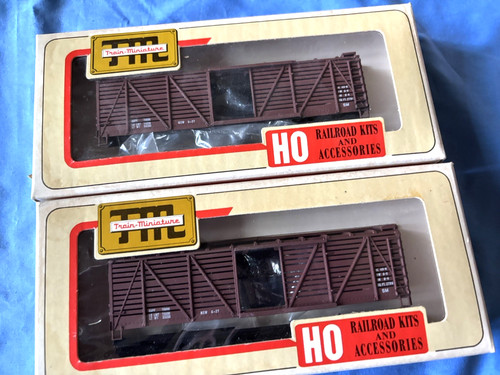 Two train minature 2503 - 2503, 40'
