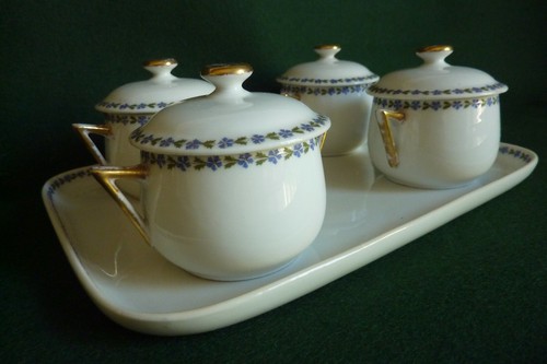 Service pots crème sur - service,