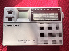 GRUNDIG TRAVELLER II PE 7 BAND TRAVEL RADIO SILVER  TESTED Works Gr8 w/Case