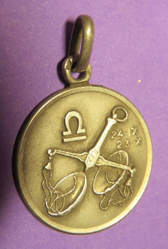 Medaille pendentif signe - signe, du