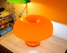 Lampe de salon champignon