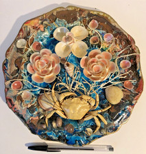 ASSIETTE MURALE SOUVENIR. -