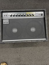 Roland JC-40 Jazz Chorus Guitar Amplifier