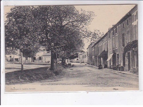 Beauville carré route du - le,