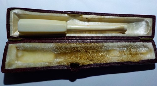 Fume cigarette 1900 avec étui