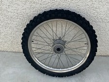 UNE JANTE ROUE AVANT YAMAHA