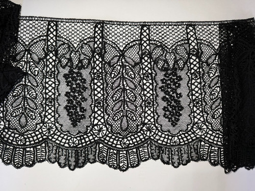 Dentelle ancienne large - dentelle,