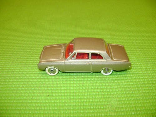 Dinky toys 559 ford - ford, taunus