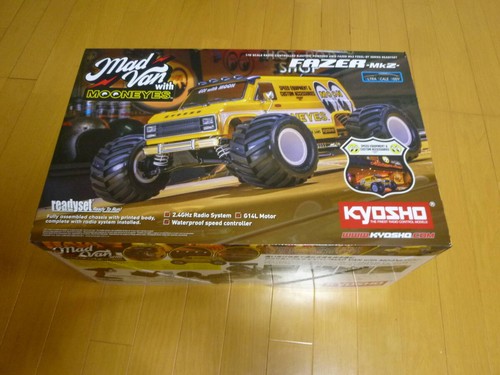 Kyosho mad van - mooneyes, collab