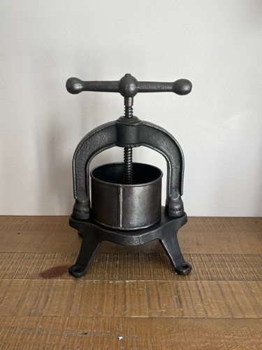 Ancien petit pressoir - pressoir, fonte